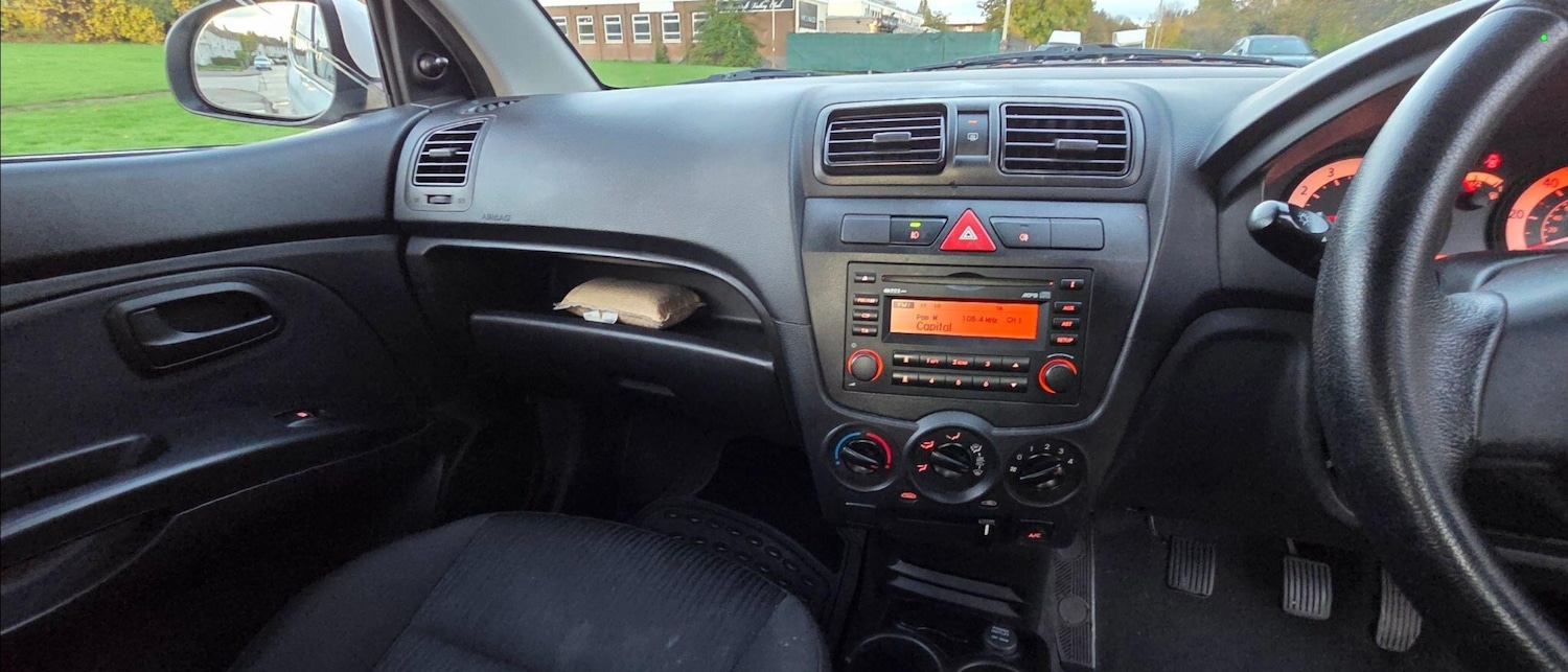 Used Kia Picanto 2011 for sale - 77201149: Photo 32