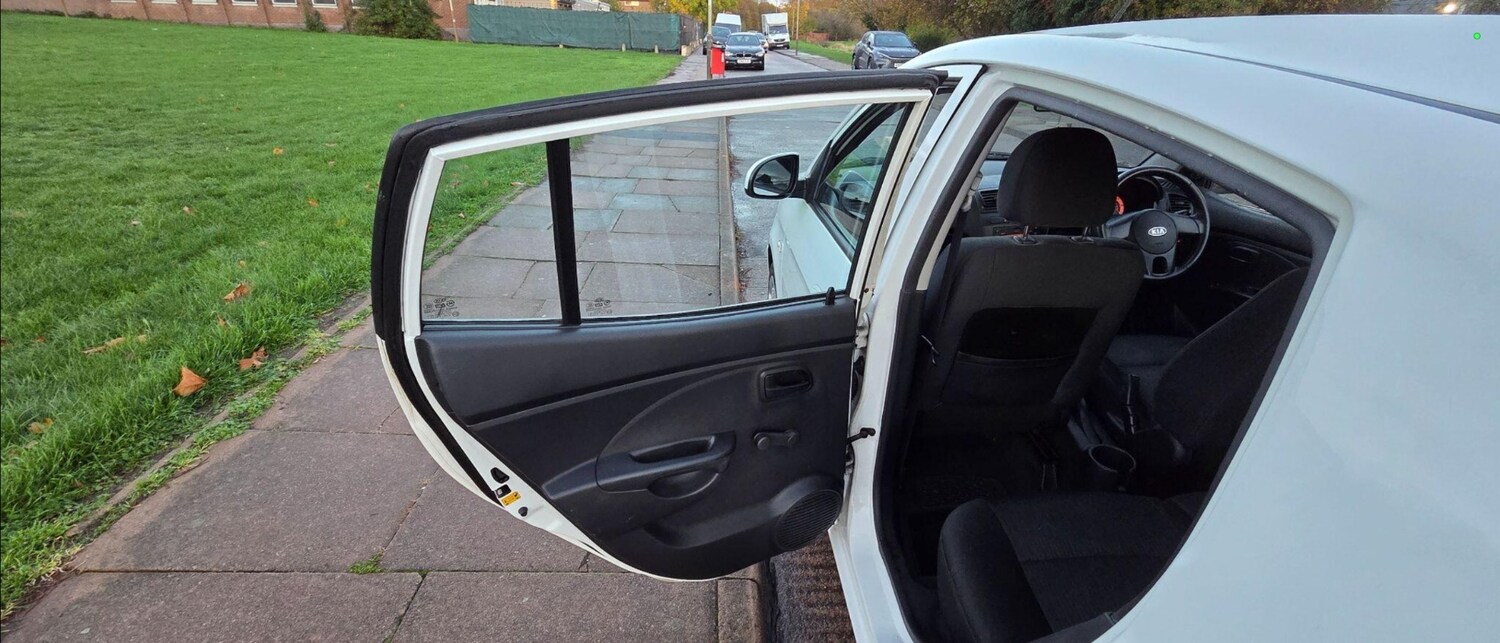 Used Kia Picanto 2011 for sale - 77201149: Photo 42