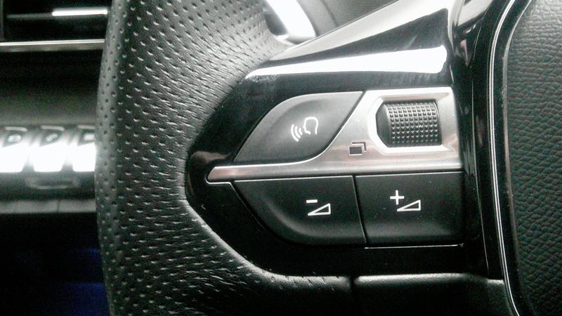 Used Peugeot 3008 2021 for sale - 77367607: Photo 11