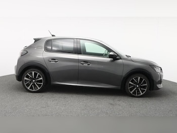 Used Peugeot 208 2023 for sale - 78133810: Photo