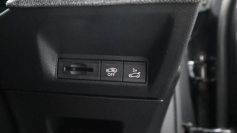 Used Peugeot E-3008 2025 for sale - 77274990: Photo 35