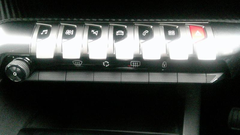 Used Peugeot 3008 2022 for sale - 77116655: Photo 24