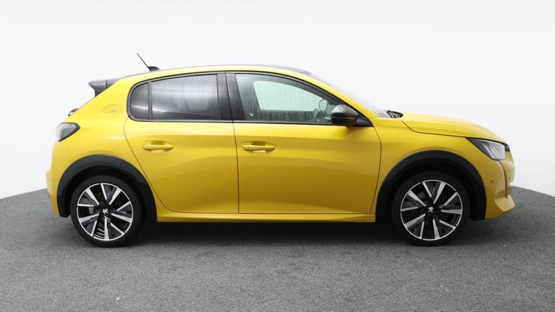 Used Peugeot 208 2022 for sale - 77116750: Photo 2