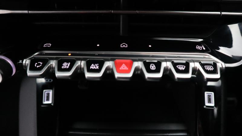 Used Peugeot 2008 2025 for sale - 77198874: Photo 30