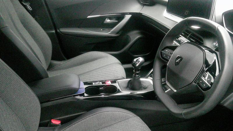 Used Peugeot 2008 2023 for sale - 77117133: Photo 10