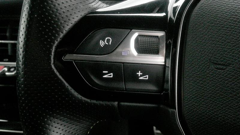 Used Peugeot 2008 2020 for sale - 77117450: Photo 11