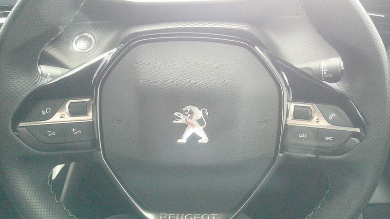 Used Peugeot 208 2022 for sale - 77117099: Photo 12
