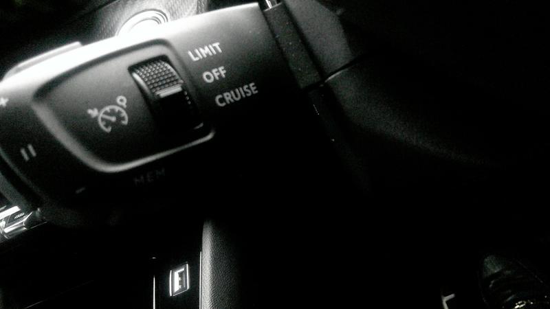 Used Peugeot 208 2022 for sale - 77117099: Photo 13