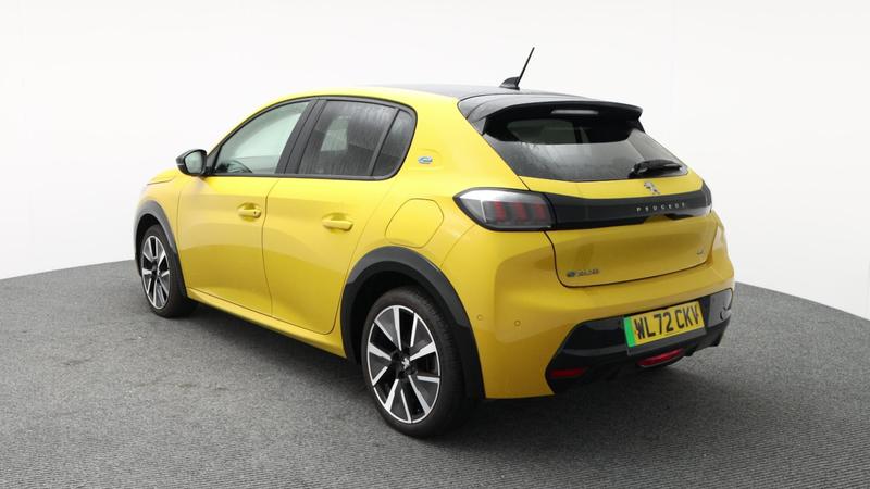 Used Peugeot 208 2022 for sale - 77117099: Photo 5