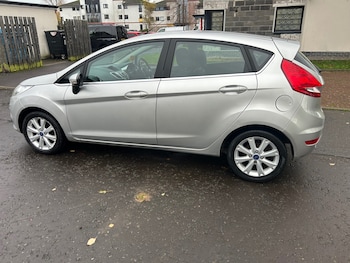 Used Ford Fiesta 2011 for sale - 76464022: Photo