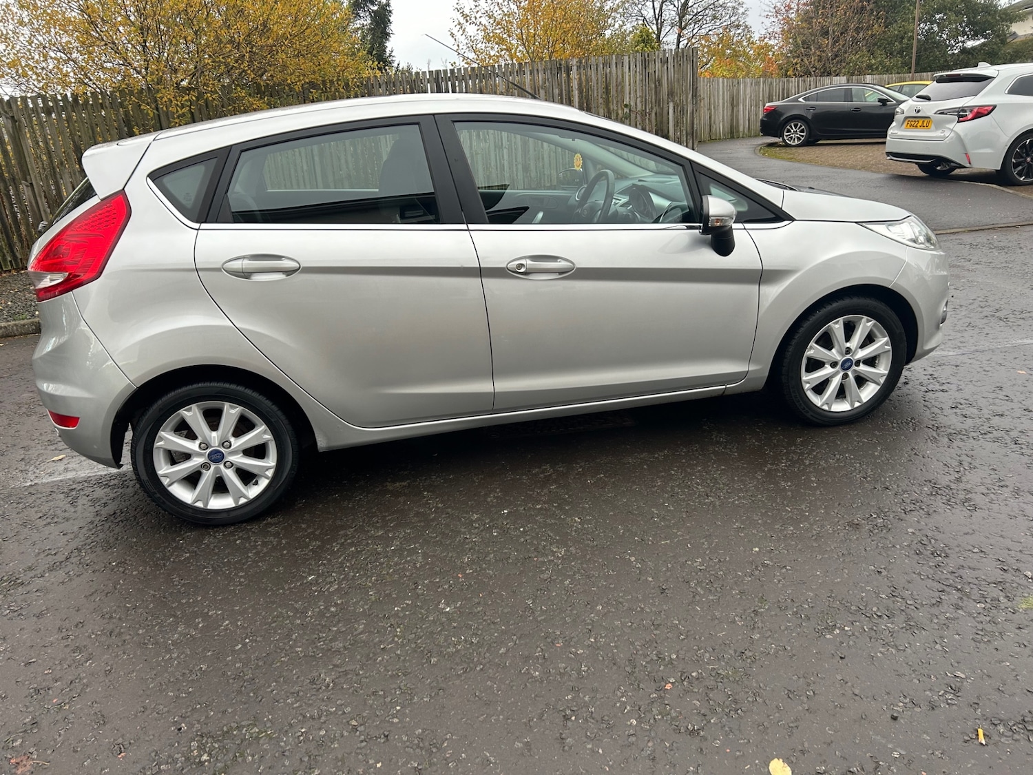Used Ford Fiesta 2011 for sale - 76464022: Photo 5