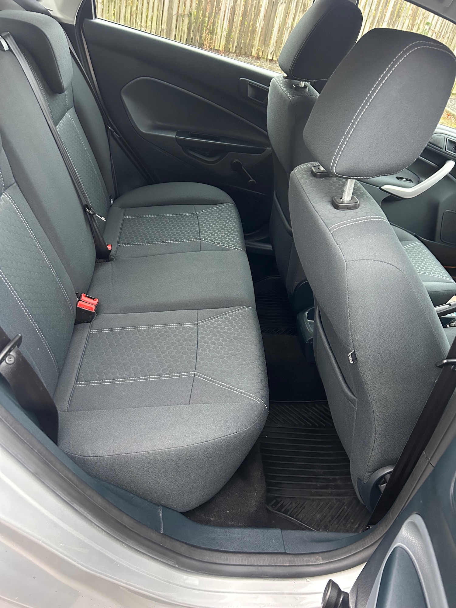 Used Ford Fiesta 2011 for sale - 76464022: Photo 9