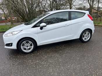 Used Ford Fiesta 2014 for sale - 78250623: Photo