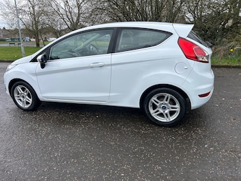 Used Ford Fiesta 2014 for sale - 78250623: Photo