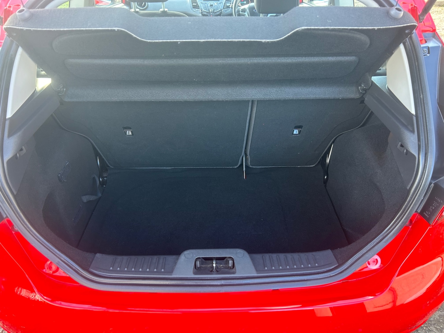 Used Ford Fiesta 2014 for sale - 77776417: Photo 11