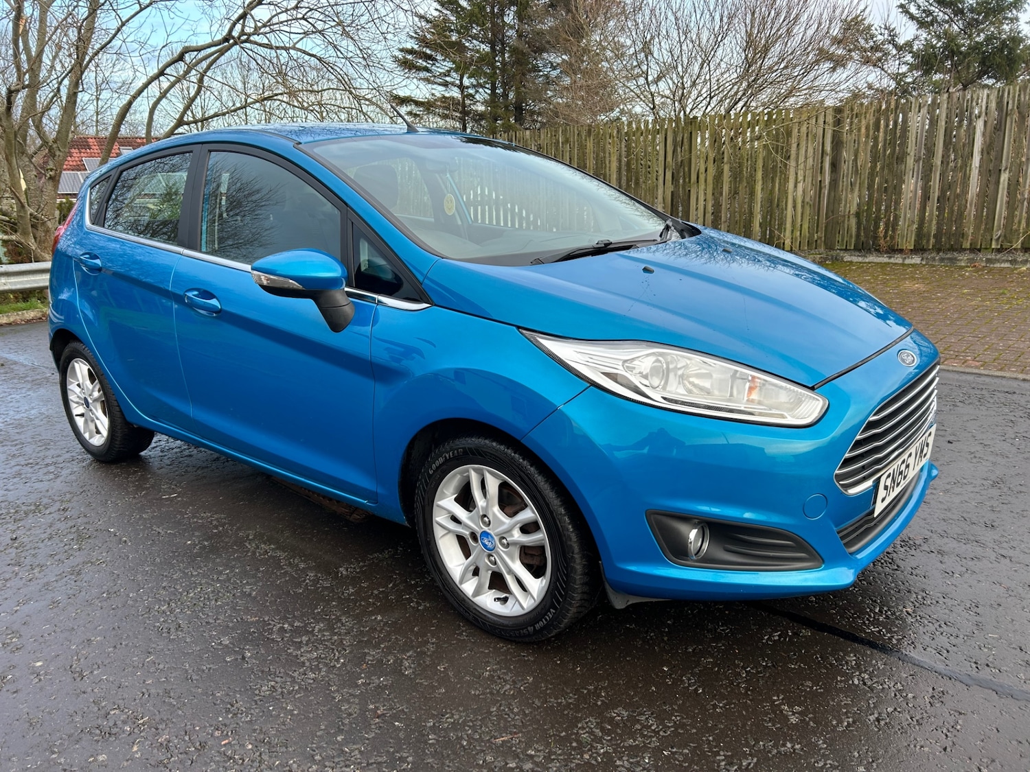 Used Ford Fiesta 2016 for sale - 76979425: Photo 1
