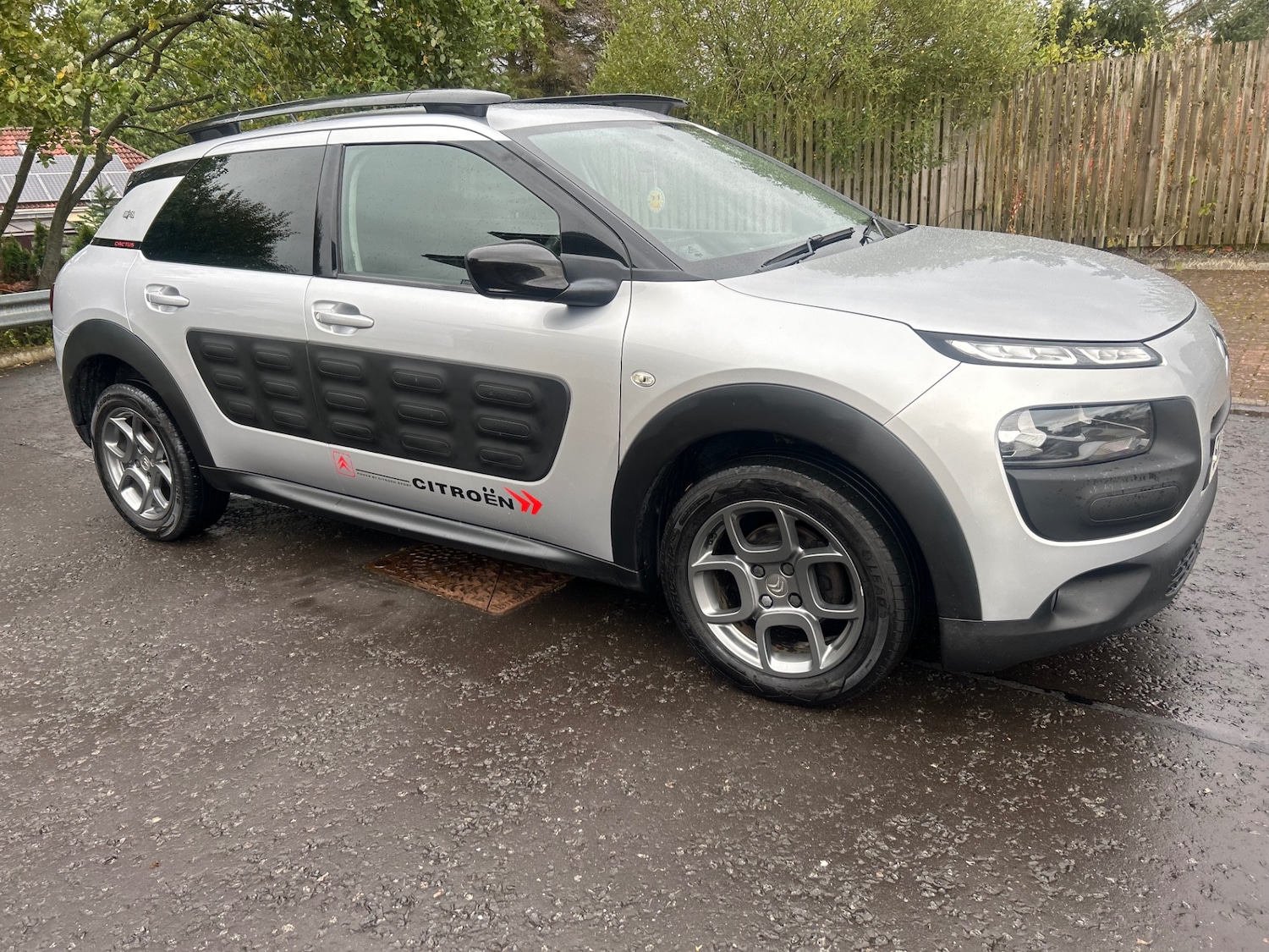 Used Citroen C4 Cactus 2015 for sale - 76131097: Photo 2