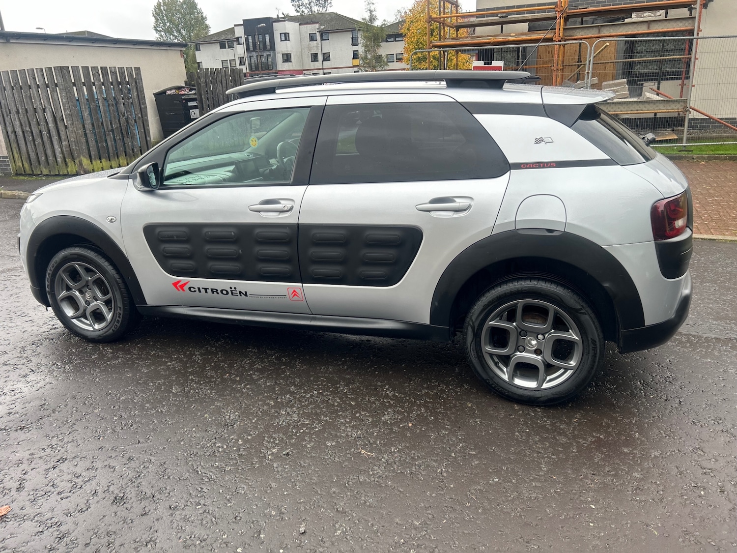Used Citroen C4 Cactus 2015 for sale - 76131097: Photo 4