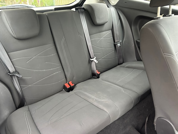 Used Ford Fiesta 2013 for sale - 76272677: Photo 9