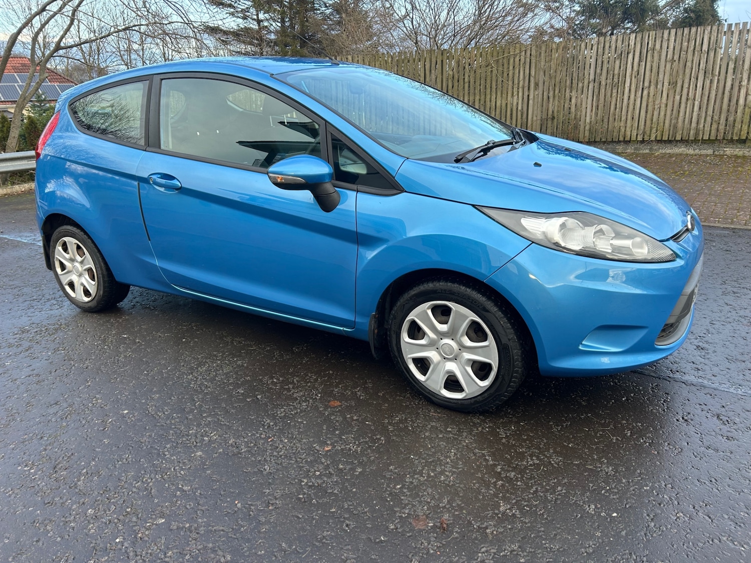 Used Ford Fiesta 2010 for sale - 77260893: Photo 2