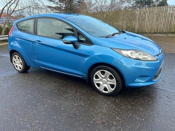 Used Ford Fiesta 2010 for sale - 77260893: Photo