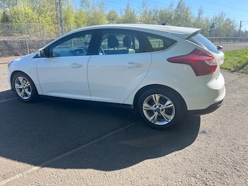 Used Ford Focus 2013 for sale - 78420534: Photo