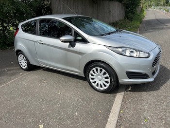 Used Ford Fiesta 2013 for sale - 79501321: Photo
