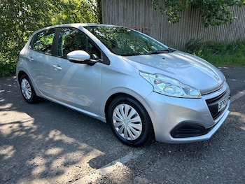 Used Peugeot 208 2016 for sale - 78736103: Photo