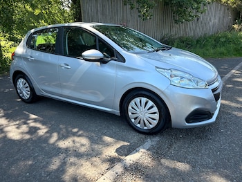 Used Peugeot 208 2016 for sale - 78736103: Photo