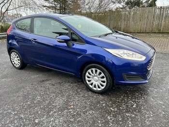 Used Ford Fiesta 2015 for sale - 77135939: Photo