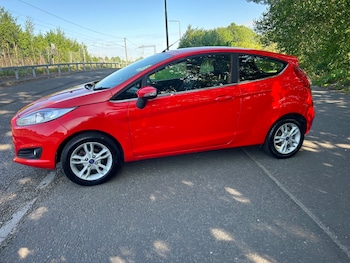 Used Ford Fiesta 2015 for sale - 78701590: Photo