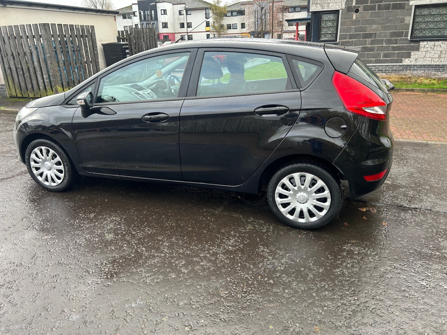 Used Ford Fiesta 2012 for sale - 76426835: Photo 4