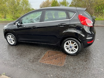 Used Ford Fiesta 2015 for sale - 78454755: Photo