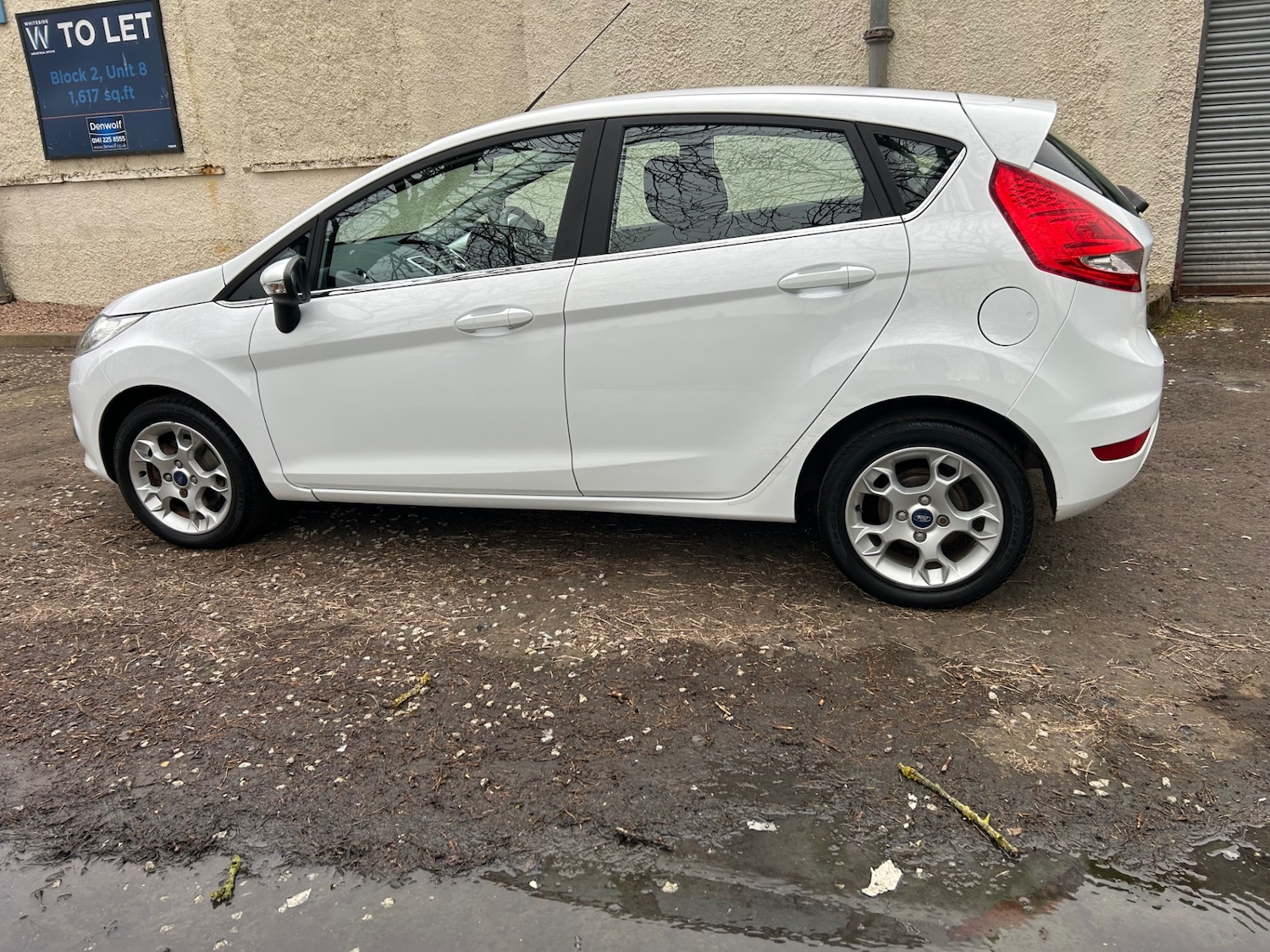 Used Ford Fiesta 2011 for sale - 78090780: Photo 4