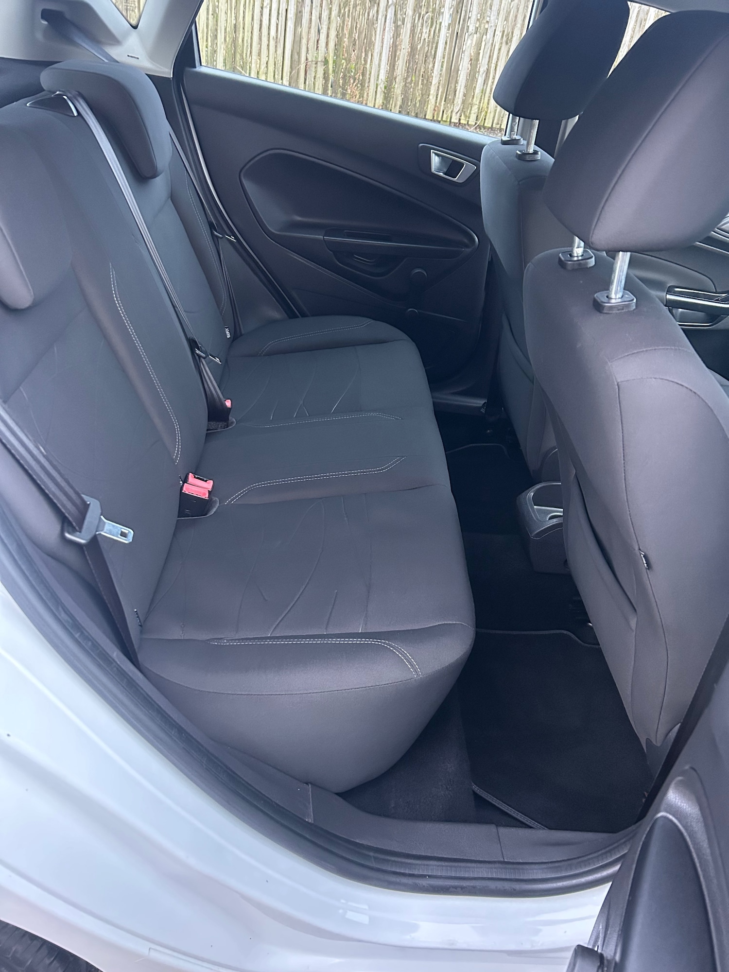 Used Ford Fiesta 2014 for sale - 76983928: Photo 10