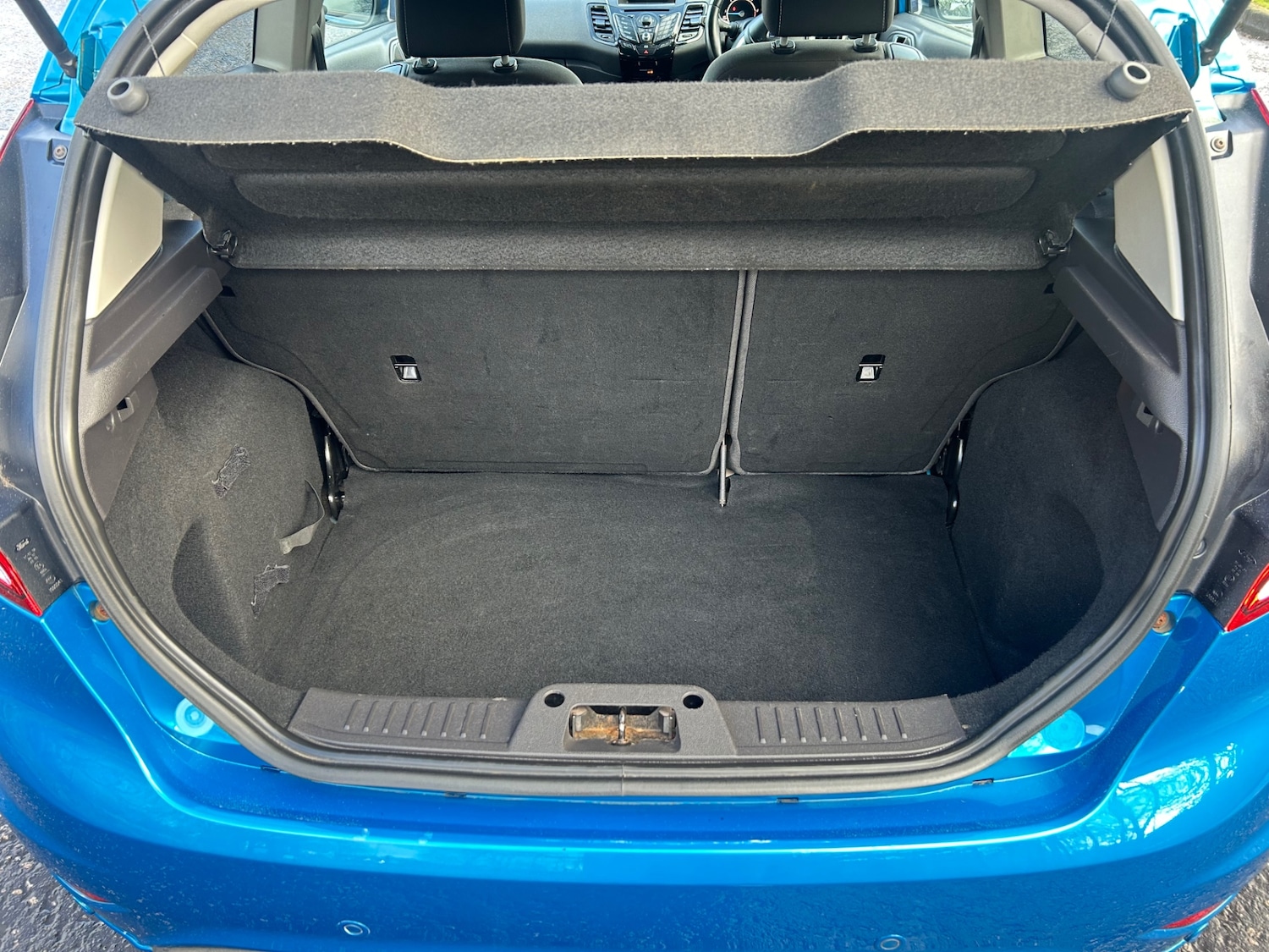 Used Ford Fiesta 2013 for sale - 77829987: Photo 9