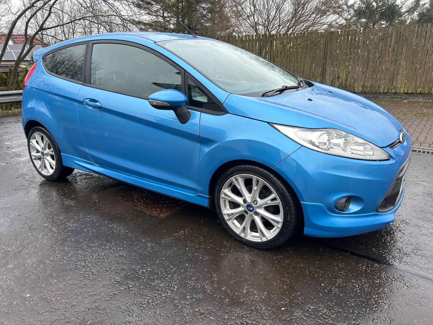 Used Ford Fiesta 2012 for sale - 77676889: Photo 2