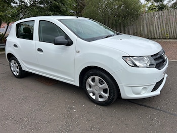 Dacia - Sandero