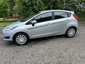 Used Ford Fiesta 2015 for sale - 78802573: Photo