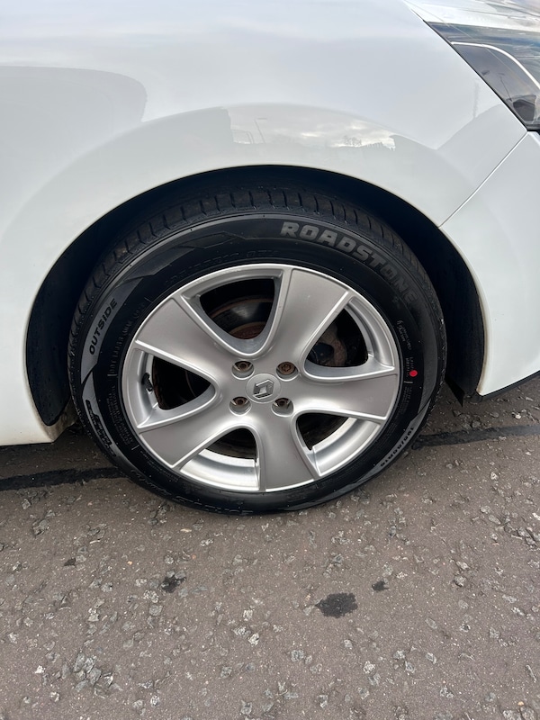 Used Renault Clio 2015 for sale - 76233898: Photo 8