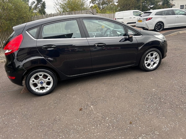 Used Ford Fiesta 2012 for sale - 76274195: Photo 5
