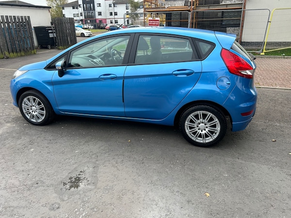 Used Ford Fiesta 2012 for sale - 76288985: Photo 4