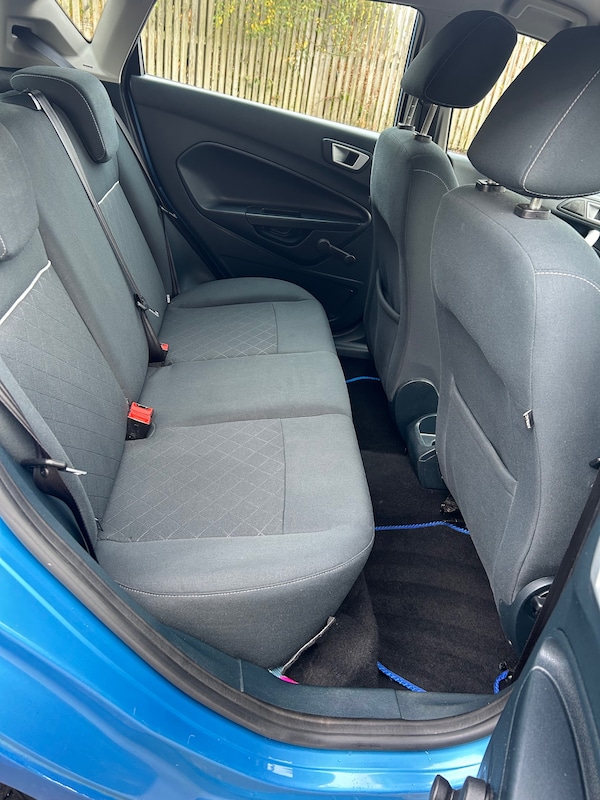 Used Ford Fiesta 2012 for sale - 76288985: Photo 9