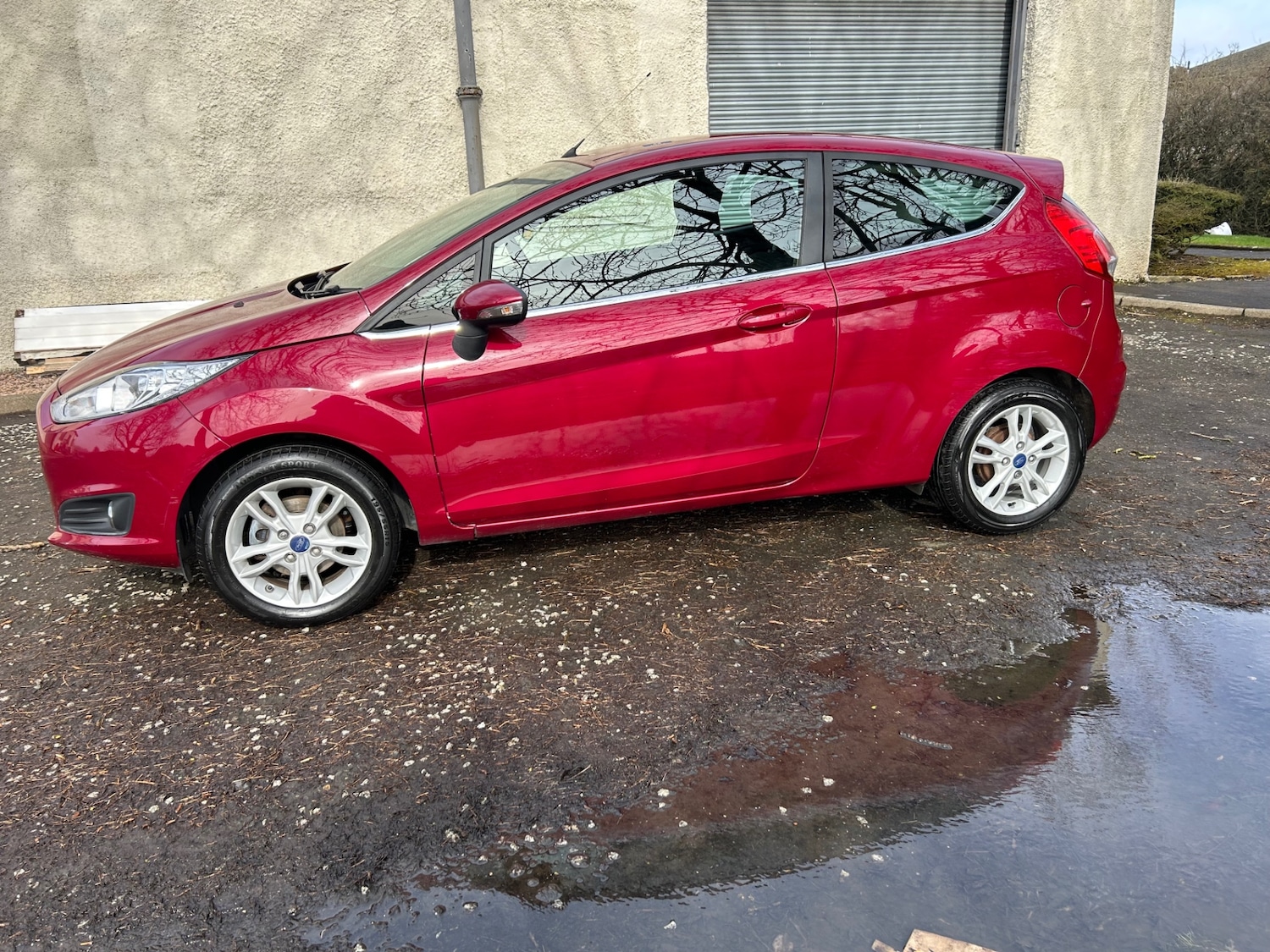 Used Ford Fiesta 2015 for sale - 77997310: Photo 3
