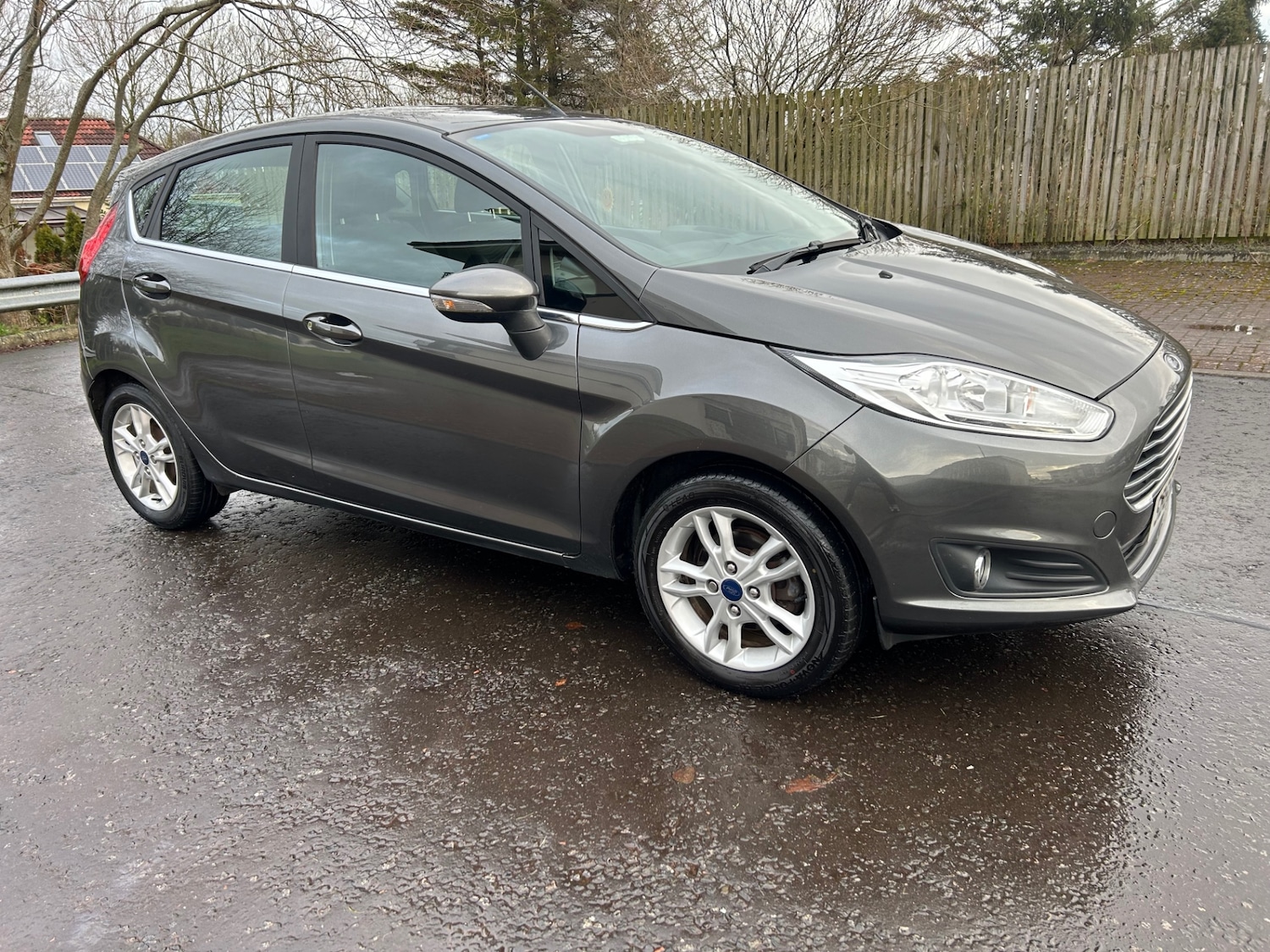 Used Ford Fiesta 2016 for sale - 77195437: Photo 2