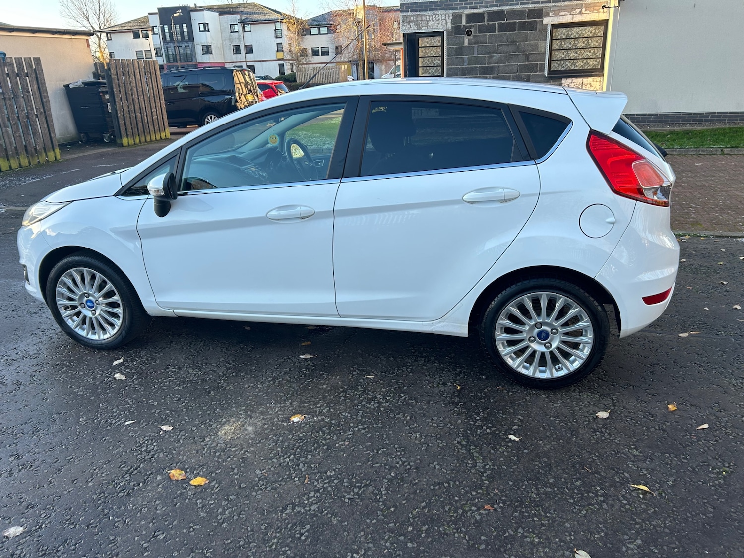 Used Ford Fiesta 2013 for sale - 76625161: Photo 4