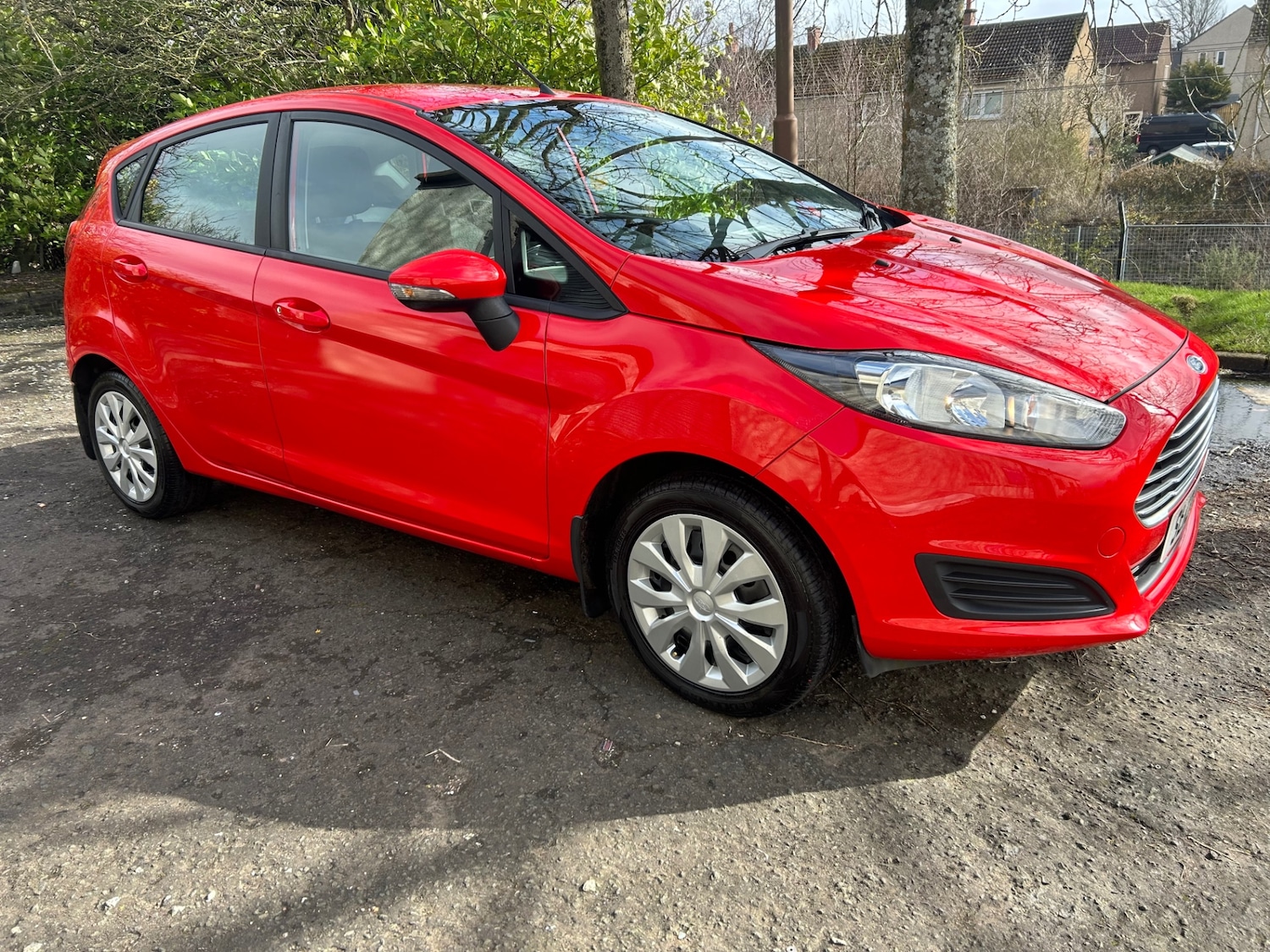 Used Ford Fiesta 2013 for sale - 77916865: Photo 2