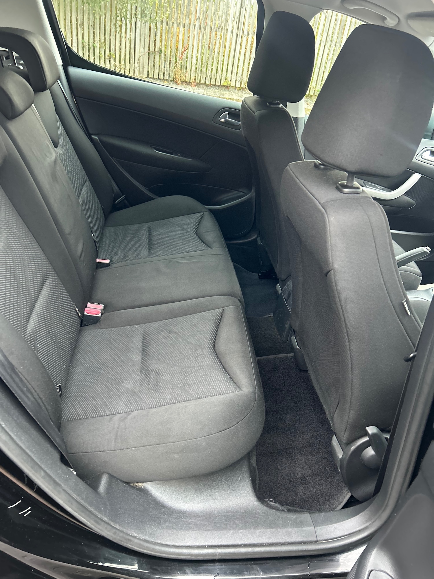 Used Peugeot 308 2010 for sale - 76104587: Photo 9