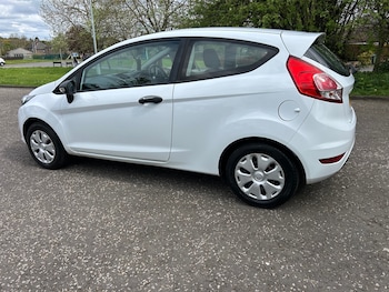 Used Ford Fiesta 2014 for sale - 78523443: Photo