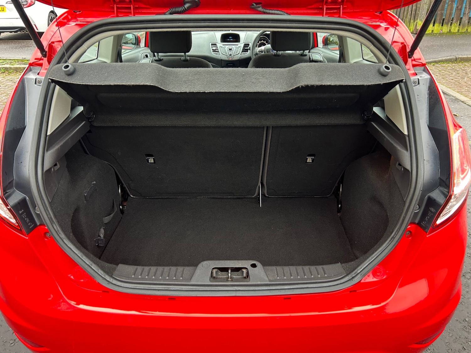 Used Ford Fiesta 2014 for sale - 76488739: Photo 10